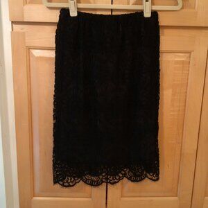 CAROLYNE ROEHM Vintage Black Lace Skirt Size 4